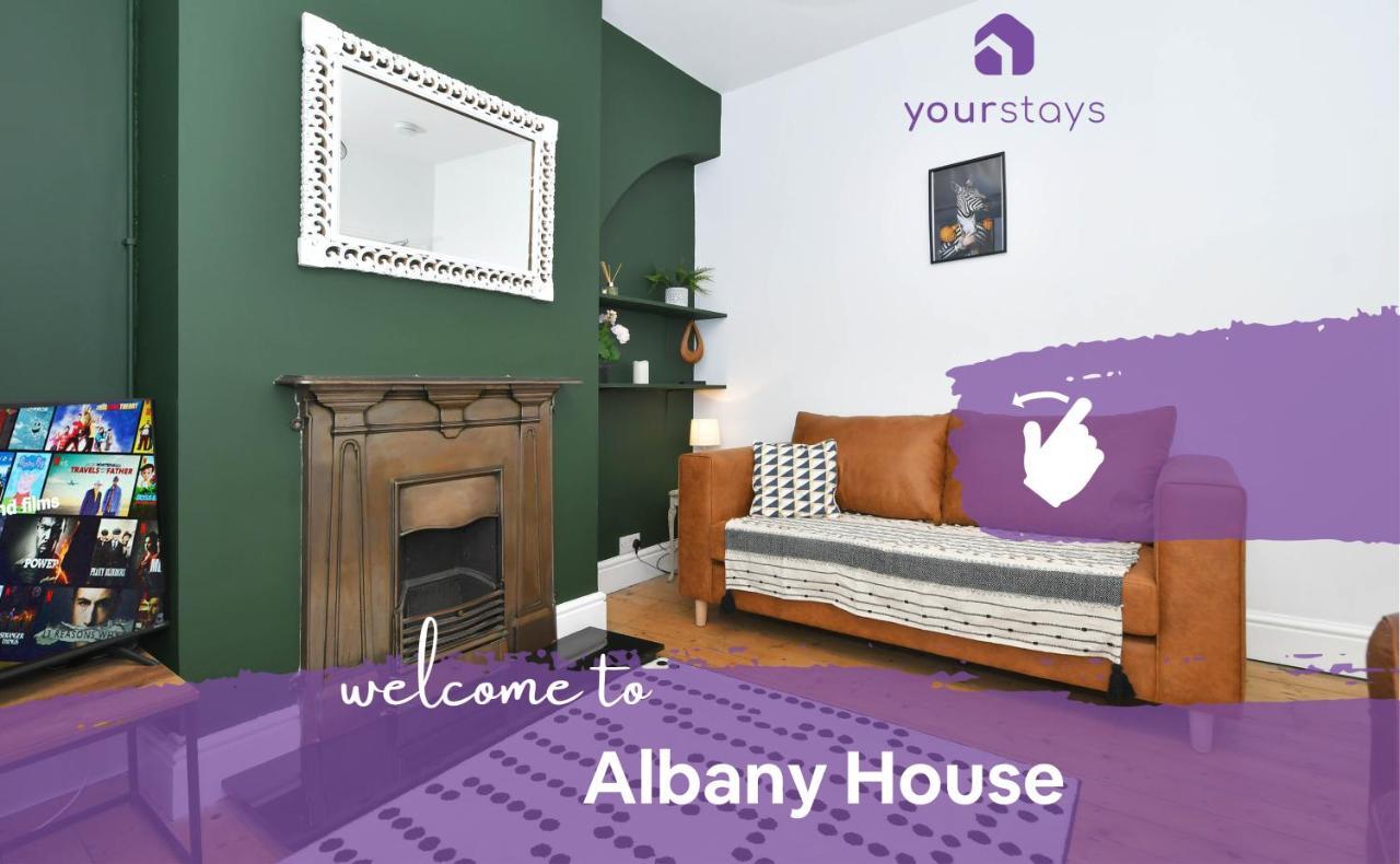 Albany House, Superb Townhouse, Gorgeous Design, Heart Of Newcastle-Under-Lyme Villa Stoke-on-Trent Buitenkant foto